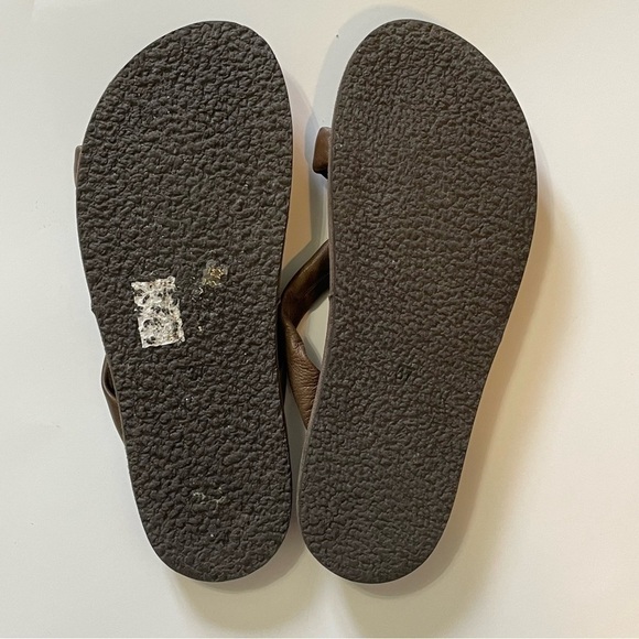 Brown Women's Sandals - Picture 6 of 9